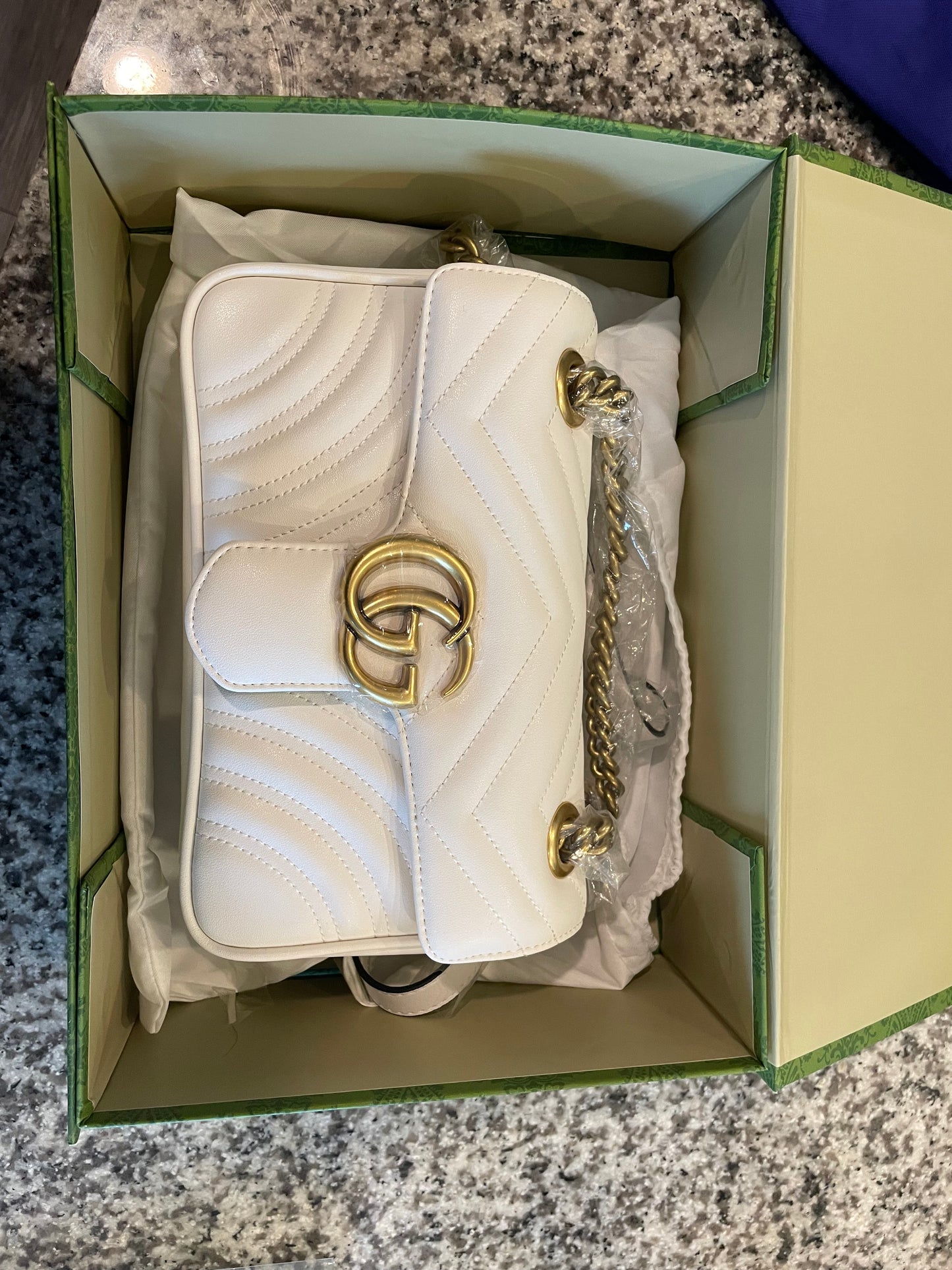 Marmont GG Flap Shoulder Bag