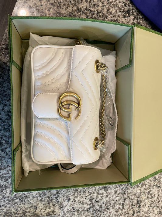 Marmont GG Flap Shoulder Bag